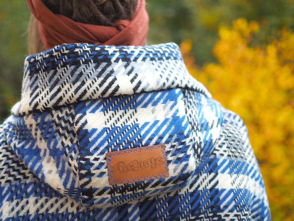 Kapuzenansicht des Mantels