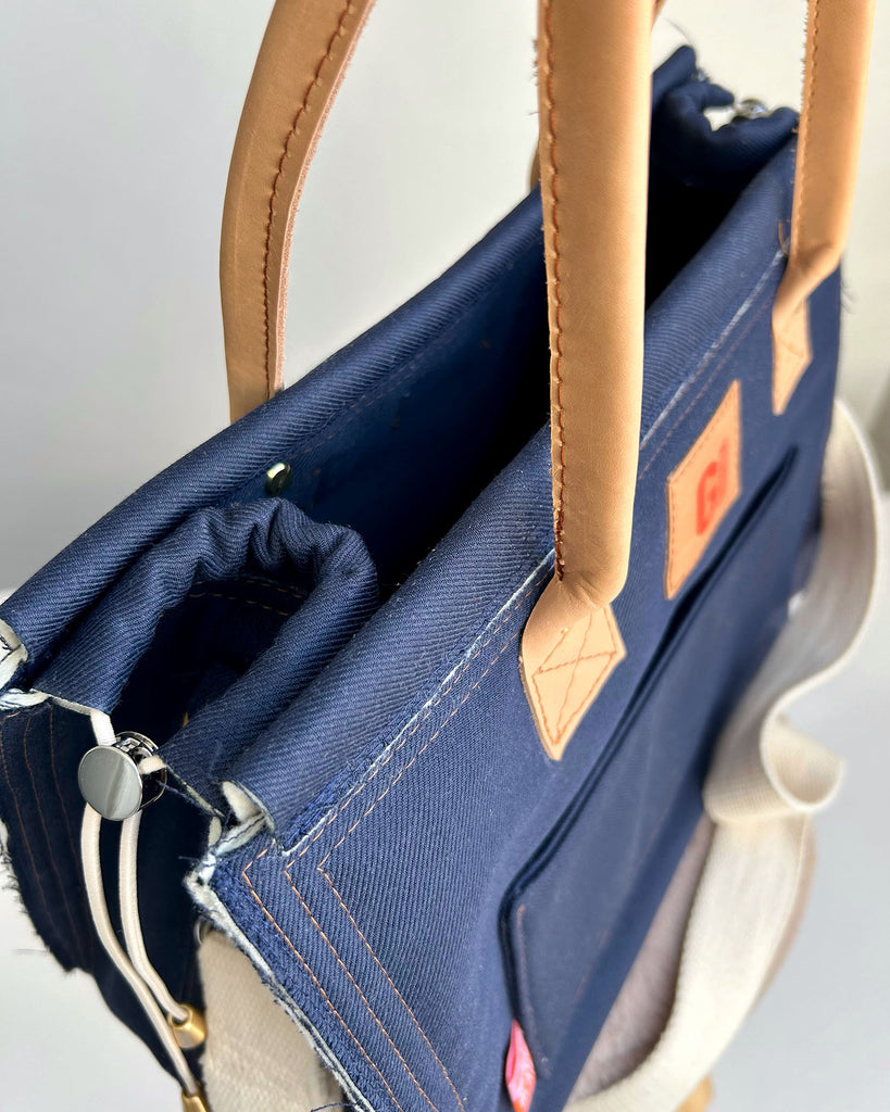 Nähbeispiel aus unserem Techno-Denim als Tasche