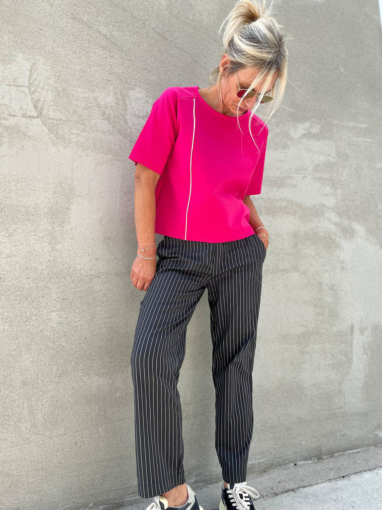 Nähbeispiel von unserem Romanit Jersey in der Farbe Pink 